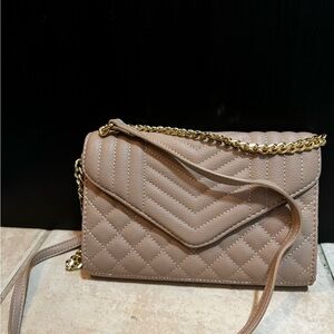 Elegant Quilted Tan Shoulder Bag